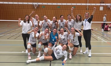GELUNGENER SAISONAUFTAKT FÜR DAS DAMEN 1