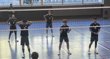DAS H2 MISST SICH AM UNI-TURNIER 2026
